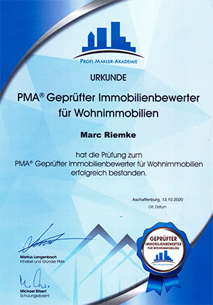 Urkunde für IZF Marc Riemke