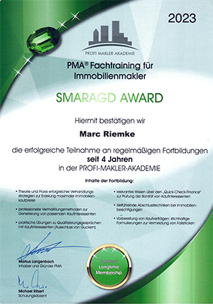 Smaragd Award Immobilienmakler Nürnberg Marc Riemke PMA Akademie Auszeichnung 2023